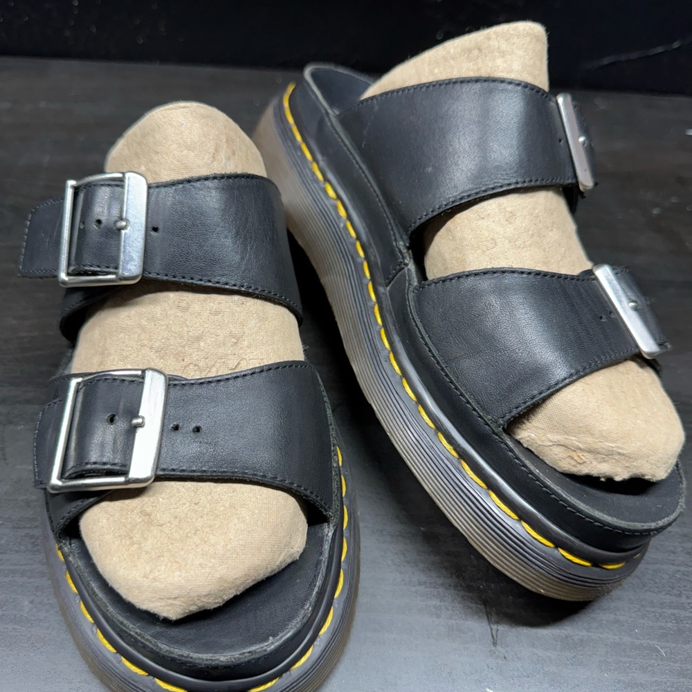 Dr. Martens Cyprus Slide Sandals US7 / UK5